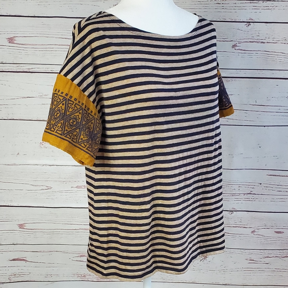 Anthropologie Lili's Closet t-shirt